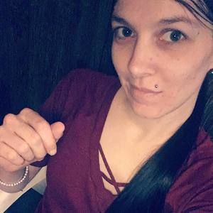 Meet your Posher, Sabrina